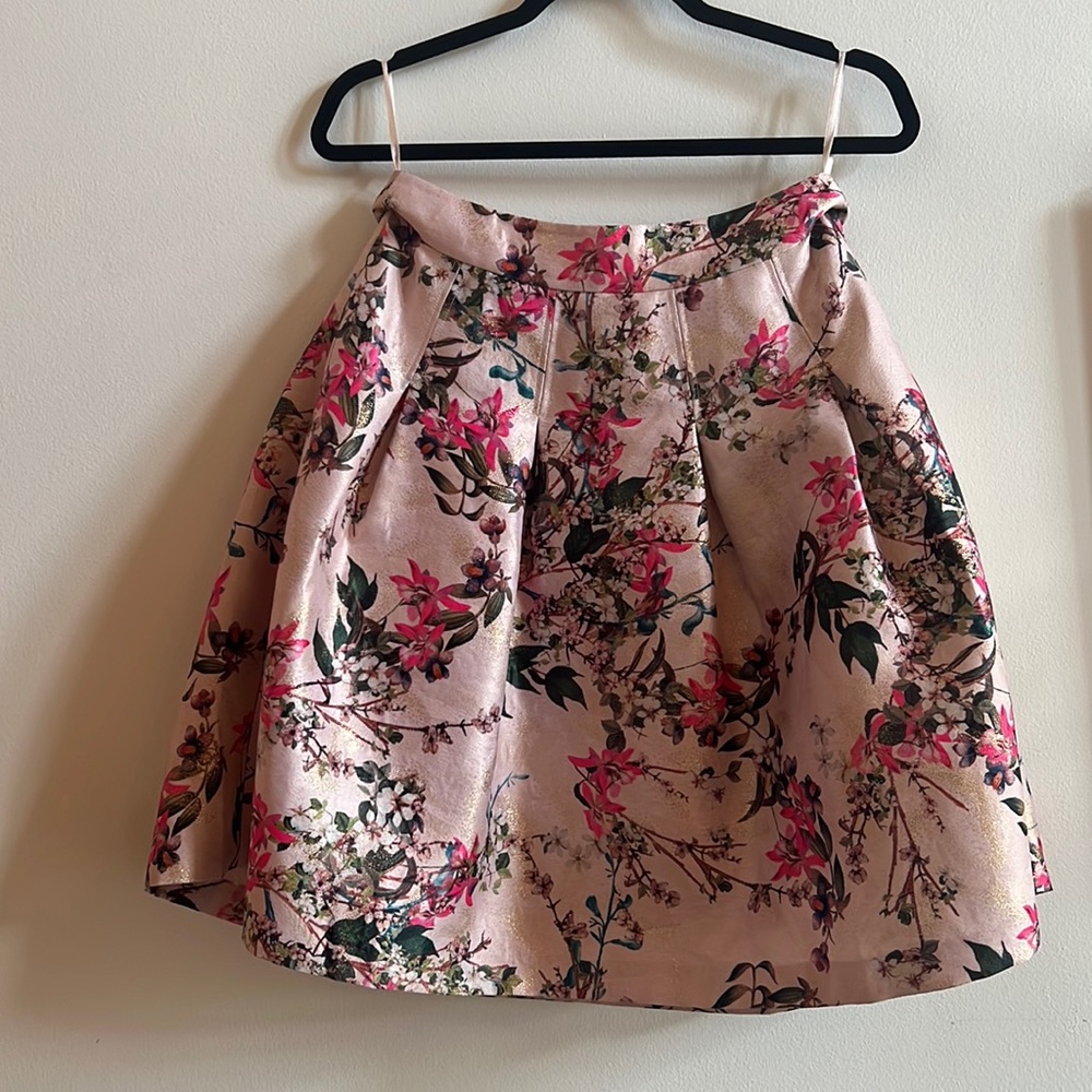 Ted Baker pale pink floral pleated skirt